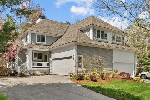 6 Cape Ann Cir, Ipswich, MA 01938