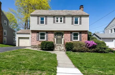 6 Zenith Dr, Worcester, MA 01602