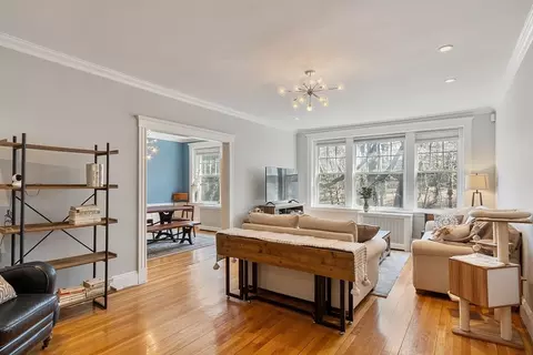 120 Amory St #4, Brookline, MA 02446