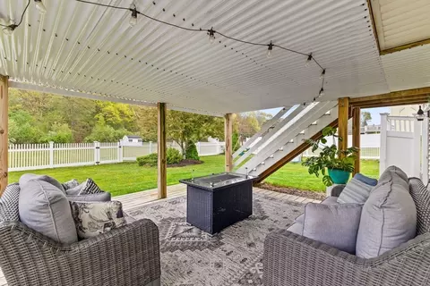 42 Britton St, Raynham, MA 02767 photo 9