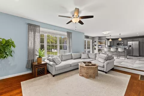 42 Britton St, Raynham, MA 02767 photo 18