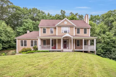 18 Danforth Ln, Bolton, MA 01740