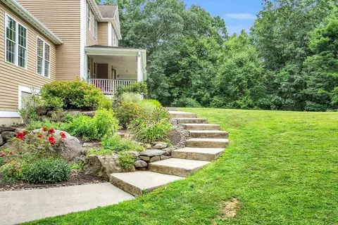 18 Danforth Ln, Bolton, MA 01740 photo 24