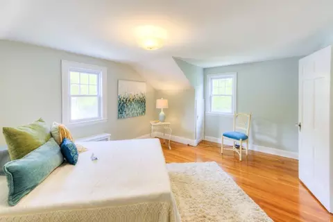 Bedroom - 197 Eastern Ave, Worcester, MA 01605 photo 9 of 9