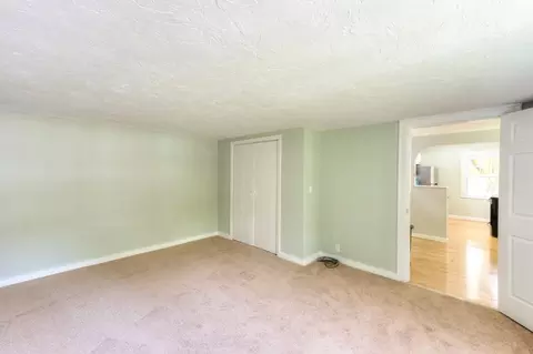 Bedroom - 197 Eastern Ave, Worcester, MA 01605 photo 3 of 9