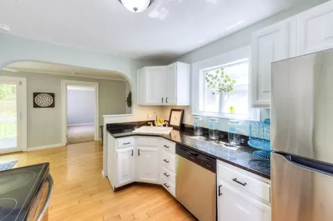 Kitchen - 197 Eastern Ave, Worcester, MA 01605 photo 3 of 4