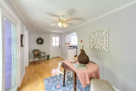 Dining - 197 Eastern Ave, Worcester, MA 01605 photo 1 of 2
