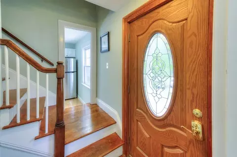 Entry Way - 197 Eastern Ave, Worcester, MA 01605 photo 1 of 4