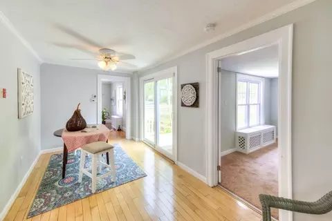 Entry Way - 197 Eastern Ave, Worcester, MA 01605 photo 2 of 4