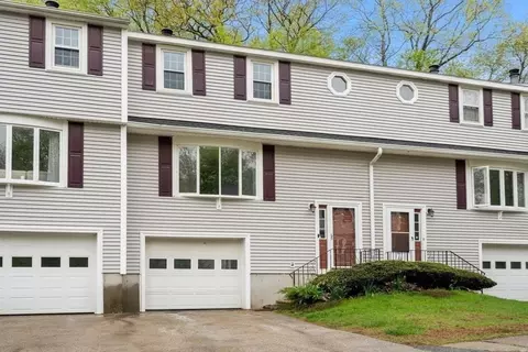 48 Lexington Rd #48, Millbury, MA 01527