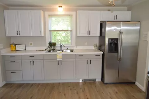 8 Mumford Rd, Sutton, MA 01590 photo 2