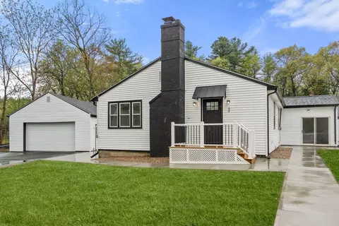 34 Bluemer Rd, Southampton, MA 01073