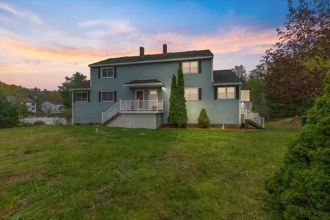 9 Rocco Dr #R, Derry, NH 03038