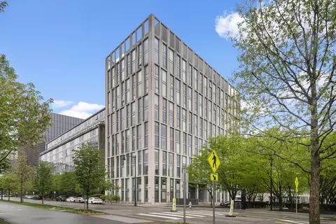 2 Earhart St #412, Cambridge, MA 02141