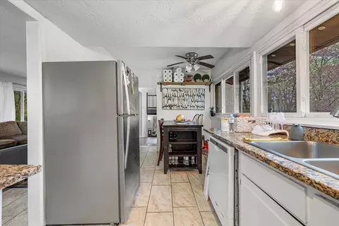 240 Worcester Rd, Barre, MA 01005 photo 16