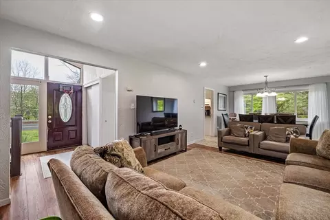 240 Worcester Rd, Barre, MA 01005 photo 10