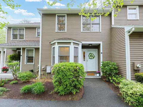 35 Stall Brook Rd #35, Milford, MA 01757
