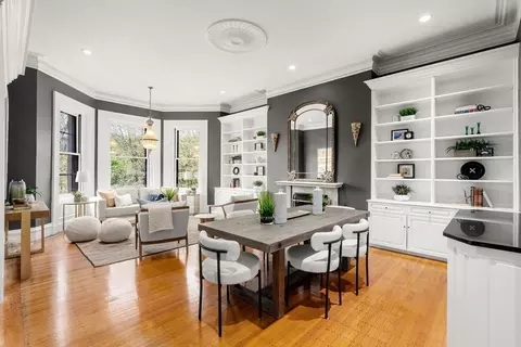 148 Commonwealth Ave #301, Boston, MA 02116