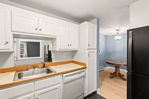 Kitchen - 733 W Main #G, Barnstable, MA 02630 photo 1 of 3