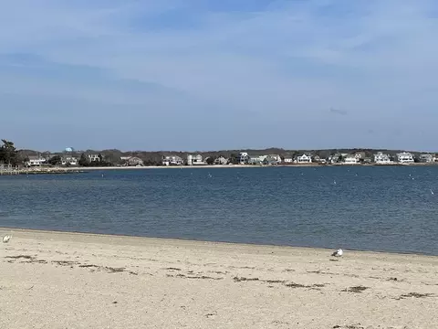 View/Area - 733 W Main #G, Barnstable, MA 02630 photo 2 of 2