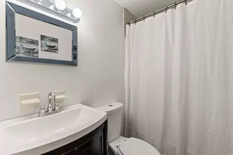 Bath - 733 W Main #G, Barnstable, MA 02630 photo 1 of 2