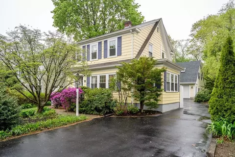 447 Waltham St, Lexington, MA 02421