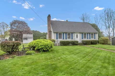 107 Lathrop St, South Hadley, MA 01075