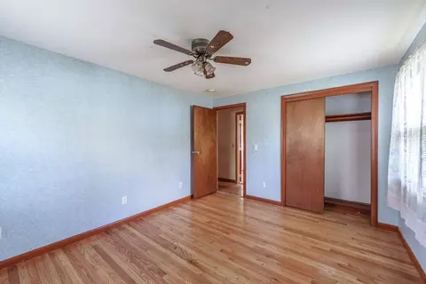 Bedroom - 183 Brookside Cir, Northampton, MA 01062 photo 7 of 11