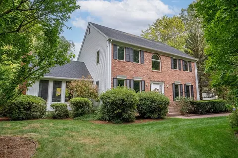 131 Bates Rd, Westfield, MA 01085
