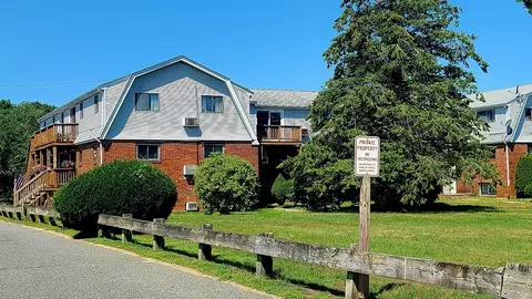 165 South St #12, Plymouth, MA 02360