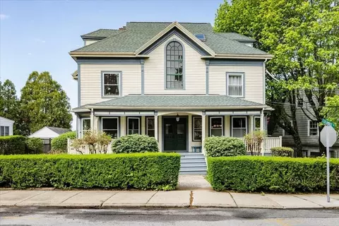 44 Baker Ave #1, Beverly, MA 01915