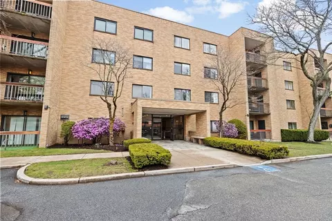 41 Centre #208, Brookline, MA 02446 photo 29