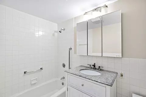41 Centre #208, Brookline, MA 02446 photo 18
