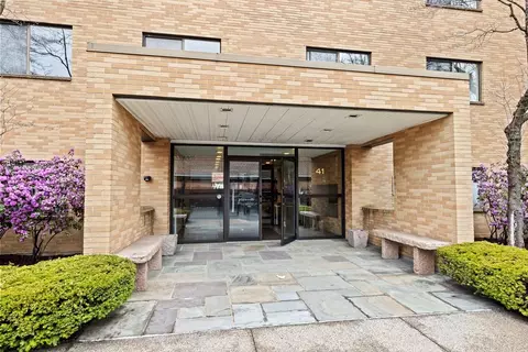 41 Centre #208, Brookline, MA 02446 photo 28