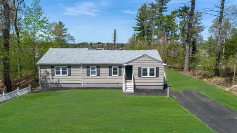 803 Center St, Pembroke, MA 02359