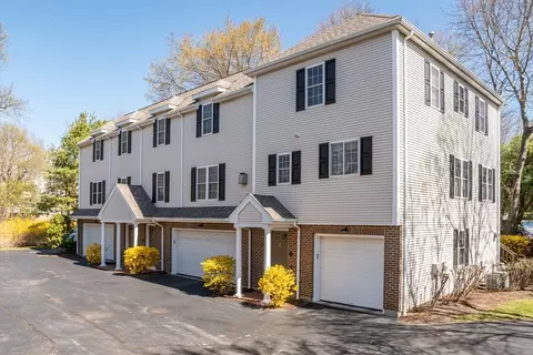 110 E Central St #9, Natick, MA 01760