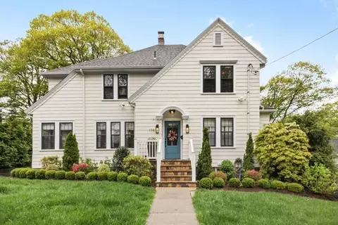 138 Oak St, Braintree, MA 02184