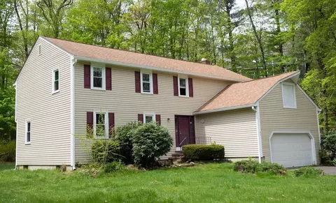 51 Spoonhill Ave, Marlborough, MA 01752