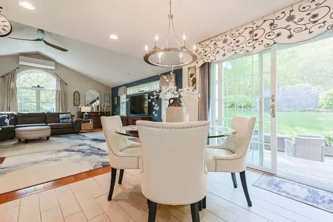 16 Judith Cir, Sutton, MA 01590 photo 5