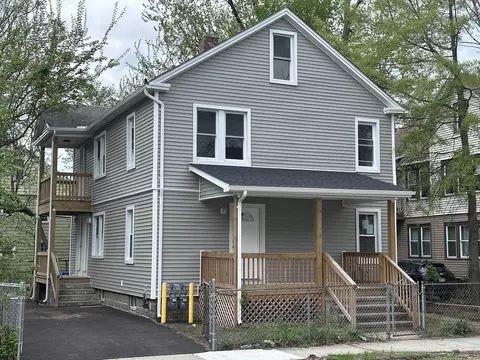 226-228 College St, Springfield, MA 01109