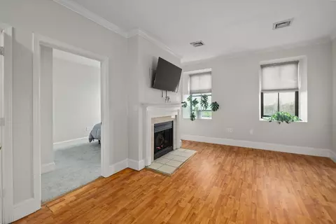 426 Mount Hope St #402, North Attleboro, MA 02760