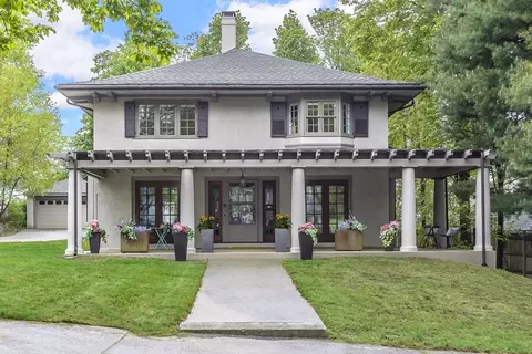 11 Marlboro St, Newton, MA 02458