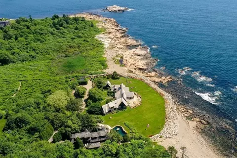9 Drumhack Rd, Gloucester, MA 01930 photo 2