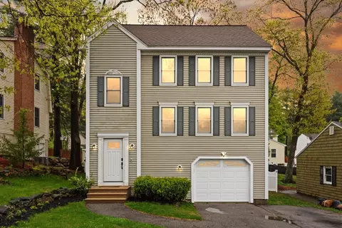23 Hillcrest Rd, Dracut, MA 01826