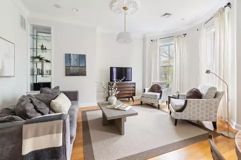 205 W Newton St #3, Boston, MA 02116