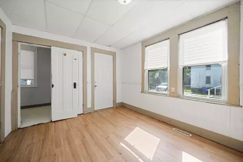 77 Parkside St, Springfield, MA 01104 photo 7