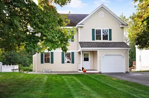8 Westside Dr, Acton, MA 01720