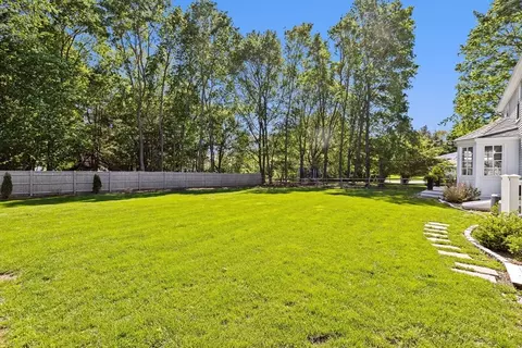 4 Cutter Hill Rd, Hingham, MA 02043 photo 23