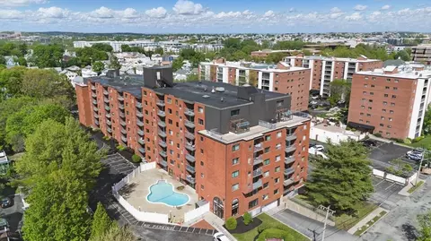 8 9th St #803, Medford, MA 02155