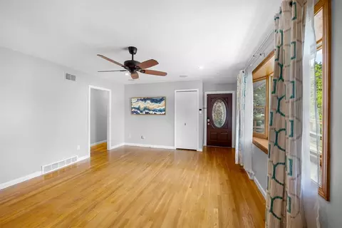 46 Wing Ln, Acushnet, MA 02743 photo 8